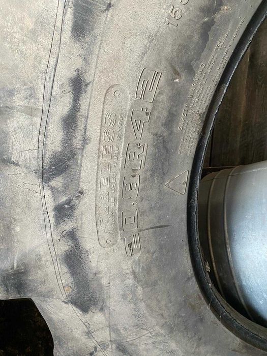 opona John Deere 20,8 R 42