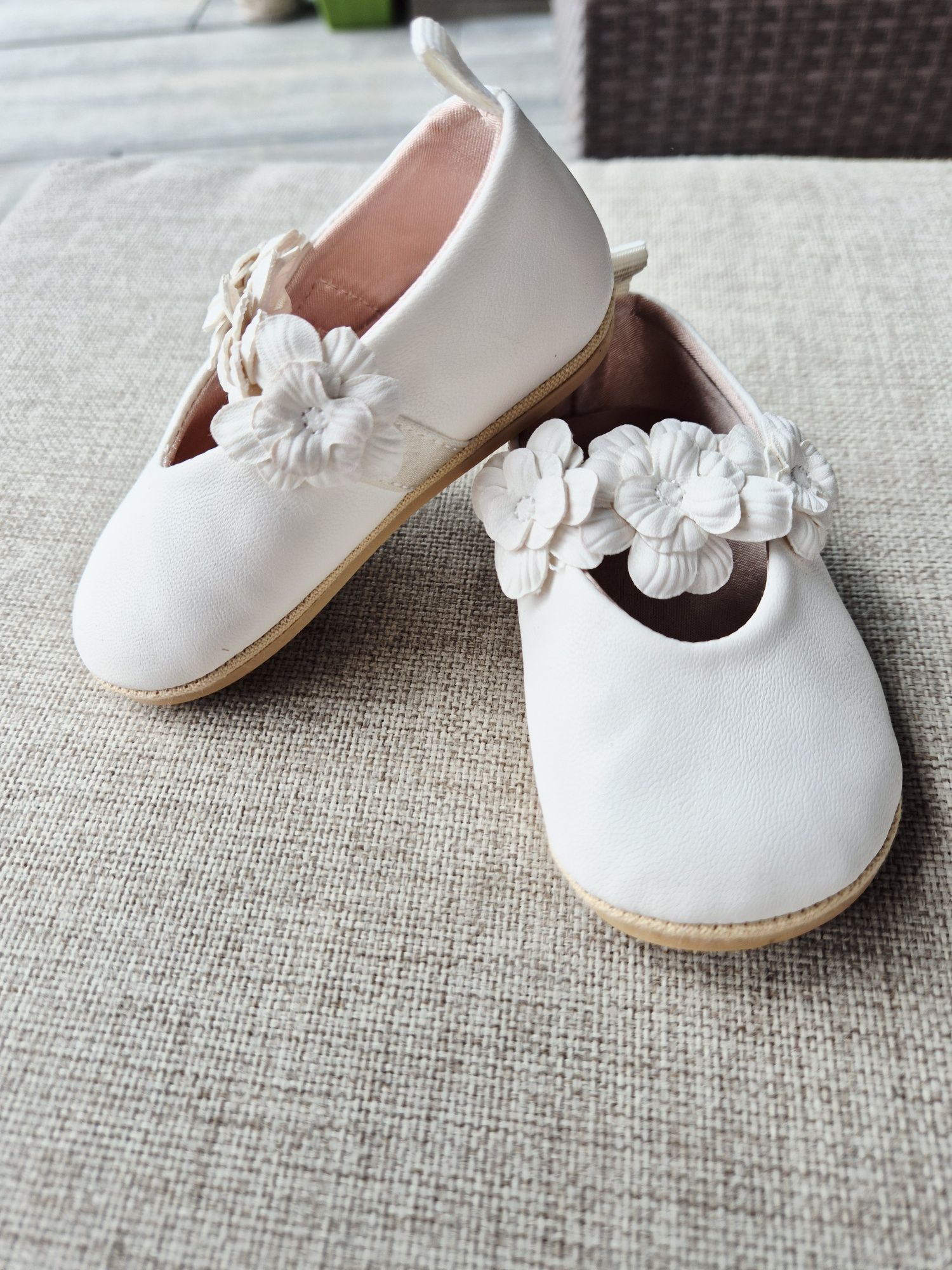 Buty niemowlęce H&M