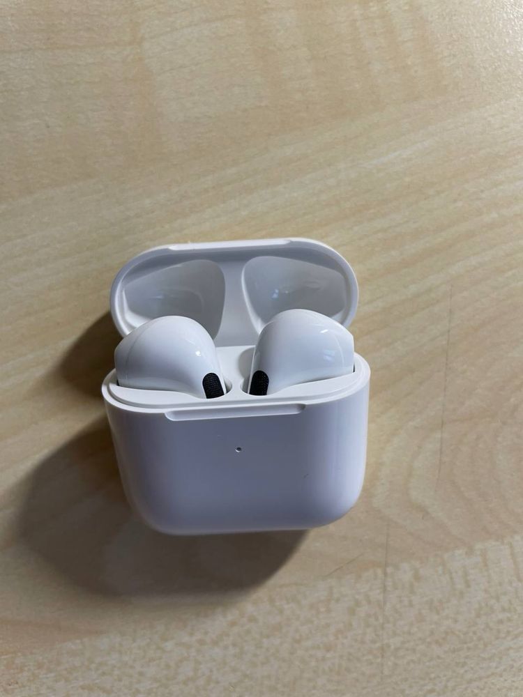 Pro 4 TWS Wireless Headphones Earphone nowy