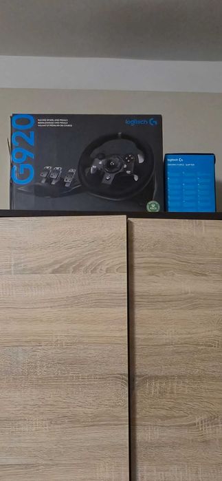 Kierownica Logitech G920  700 zł komplet