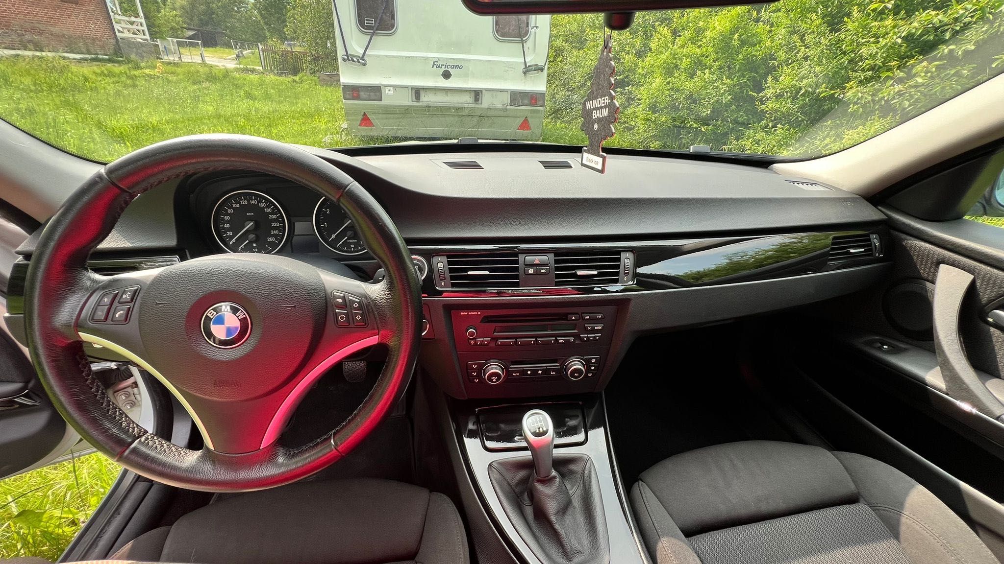 Bmw e90 lci 325i