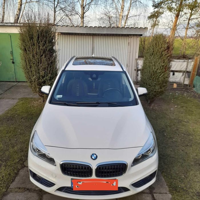 BMW Serii 2 Active Tourer 218d Pano LED