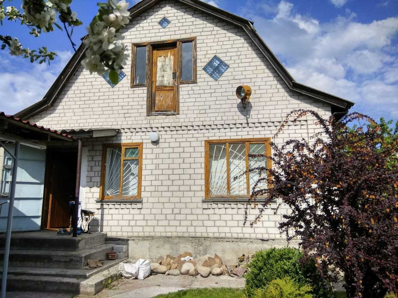 Срочная продажа дома с выходом на воду 20 км от Черкасс