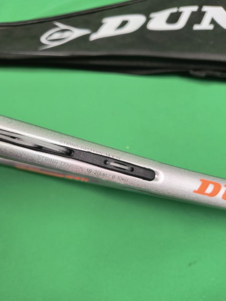 Rakieta do squasha Dunlop Hyper Tour z stopem tytanu Premium okazja