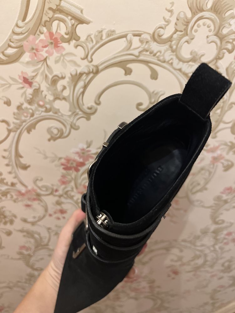 Ботильйони Burberry