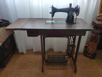 Máquina de costura antiga Singer