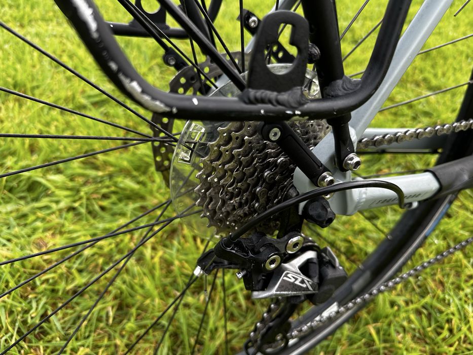 Rower Giant Toughroad SLR napęd 3 x 10 SLX rama XL waga 11 KG stan BDB