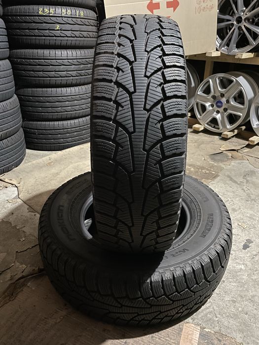225/75 R16C 121/120R Nokian (Фінляндія) 2шт./ 2024 рік.