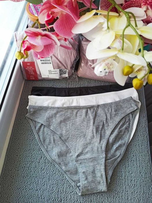трусики H&M, комплекти M L