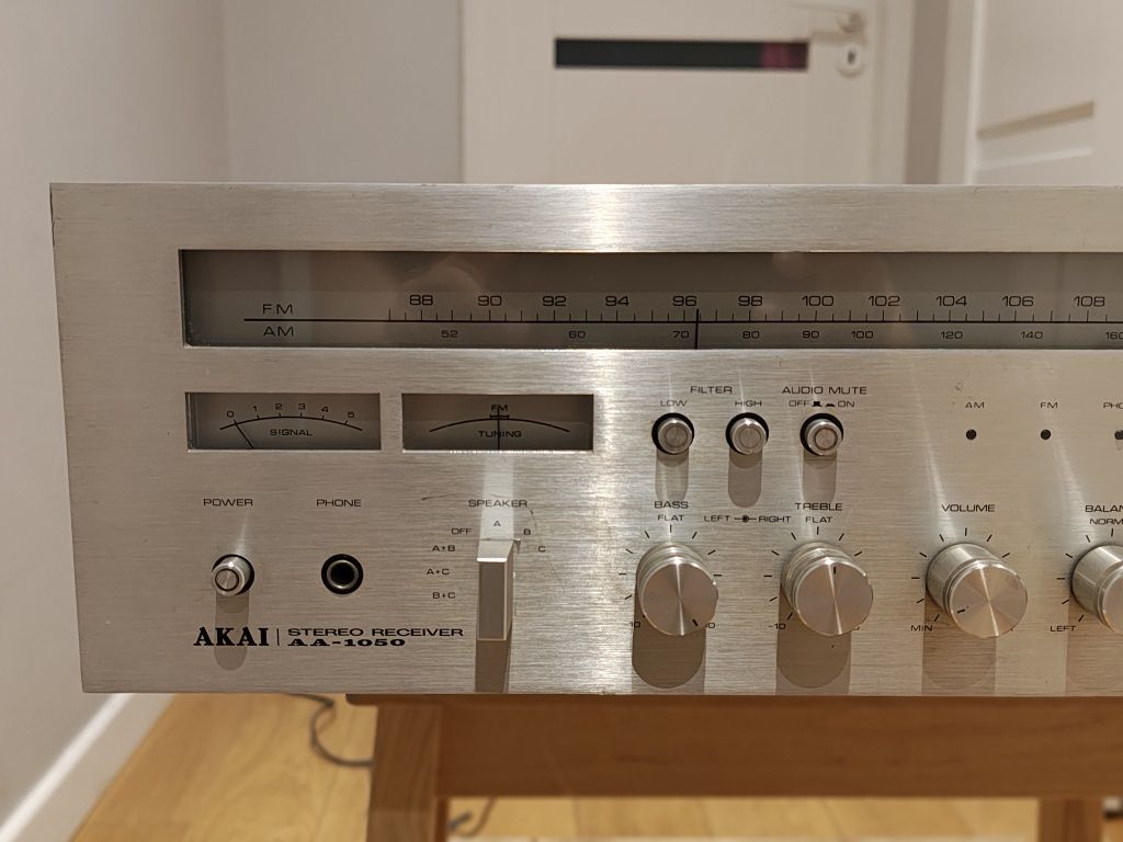 Akai AA-1050 fantastyczny wzmacniacz amplituner | TOTL serii