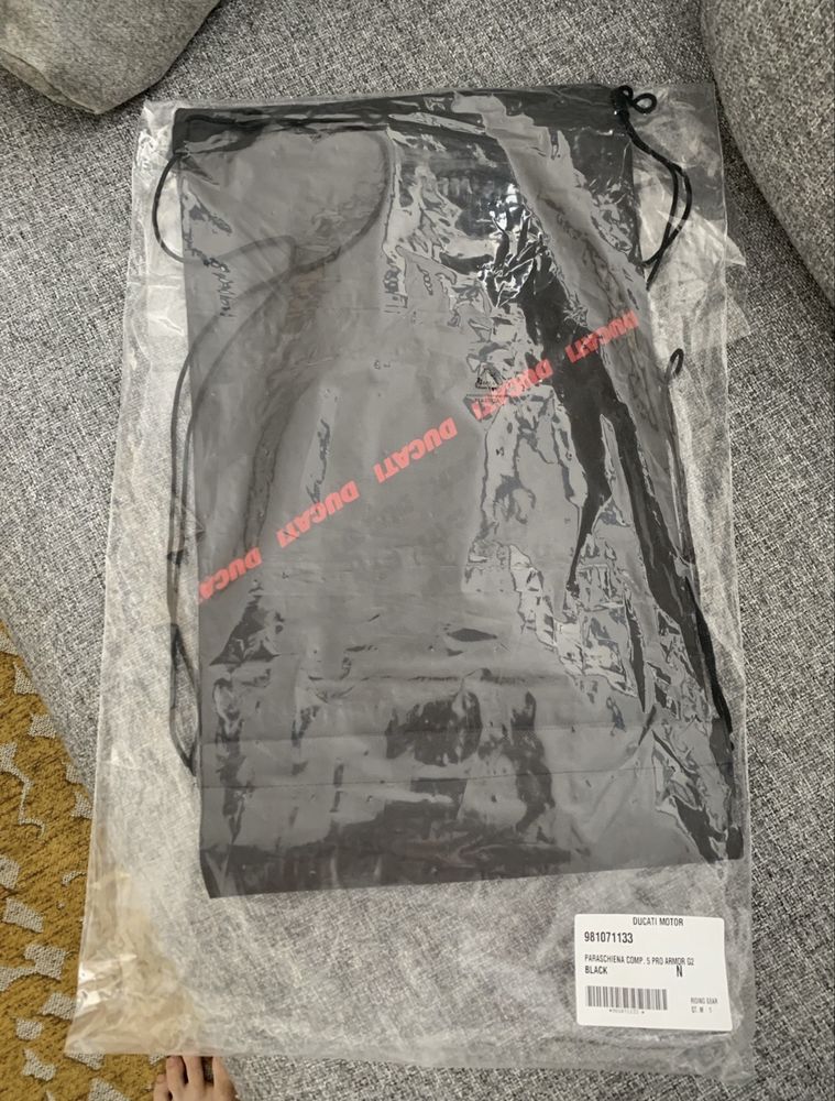 Dainese Ducati Leather jacket-Company C4 + Back Protector 52 розмір