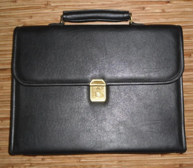 Портфель деловой кожаный
