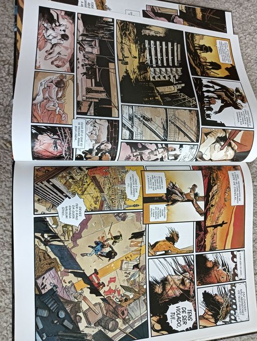 Juan Solo Jodorowsky e Bess - Filho de uma arma; - Os cães do poder*