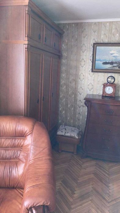 ЗДАМ кімнату для дівчини в самому ЦЕНТРІ міста