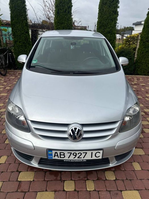 Продам Golf 5 + - 1.6 бензин