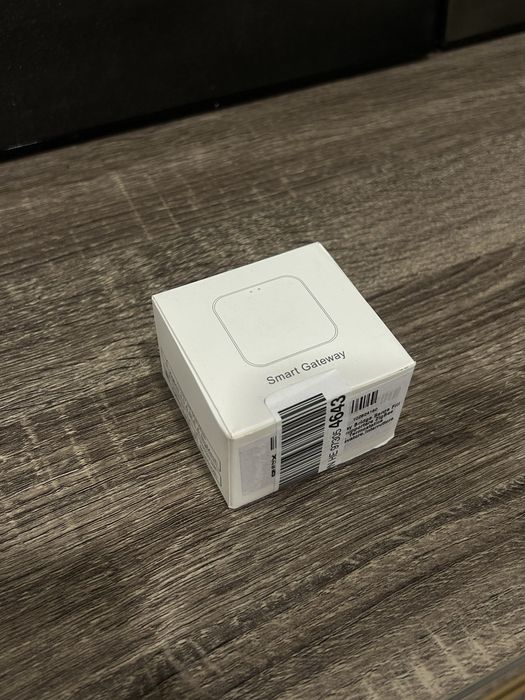 Smart Gateway Wi-Fi 2.4G, Zigbee 3.0, Bluetooth Low Energy (BLE)