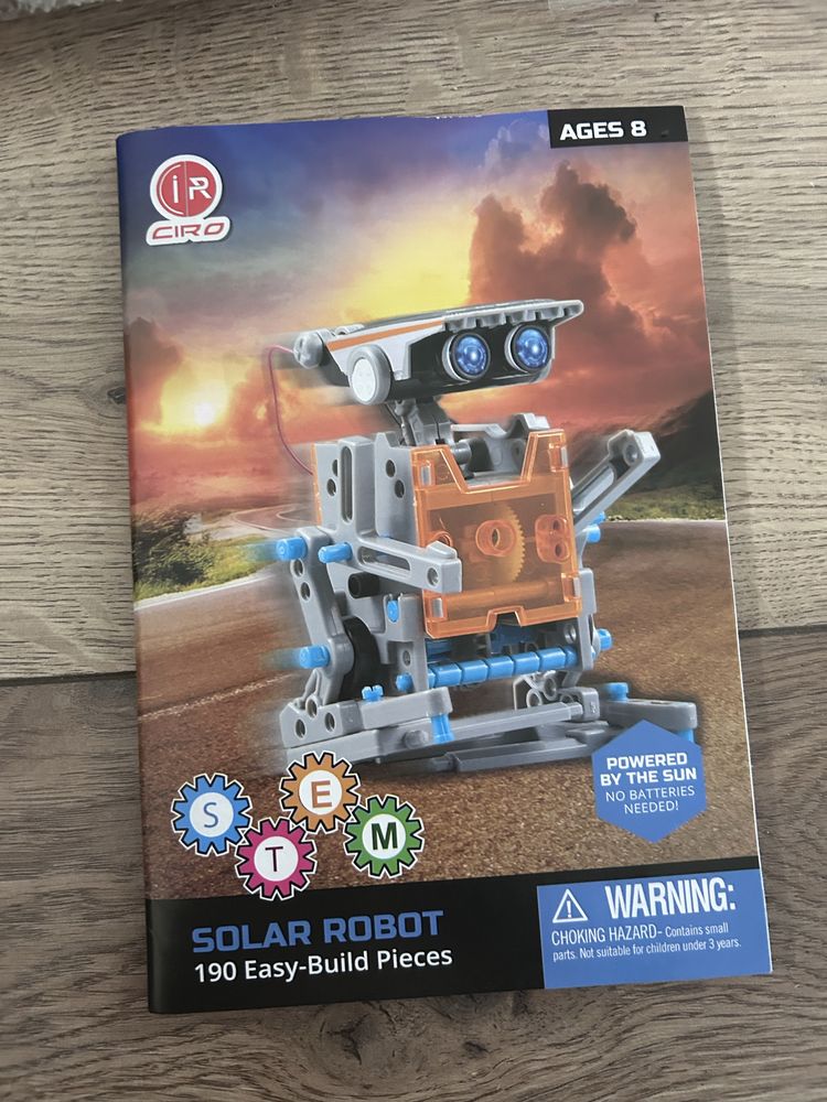 Zestaw konstrukcyjny Słoneczny Robot 8+