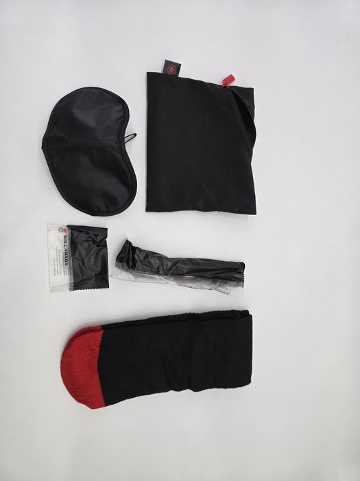 Kit de viagem da Air Canadá novo