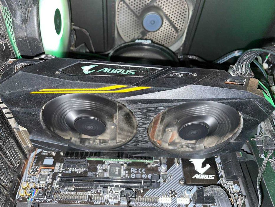 Відеокарта Radeon RX 580 Gigabyte Aorus 8gb