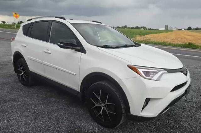 2017 Toyota RAV4 SE