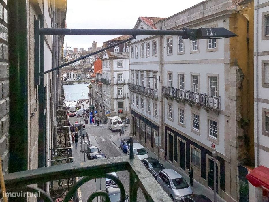 Apartamento T3 na Rua de S. João