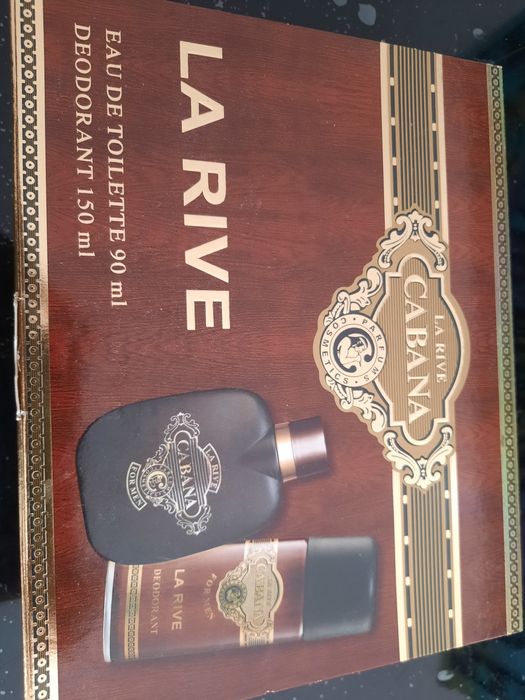 Perfume e desodorizante em caixa