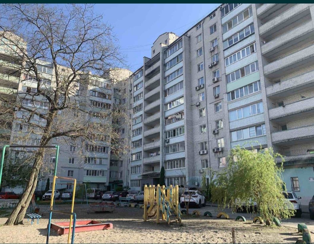 Продам 3х кім квартиру по Декабристів