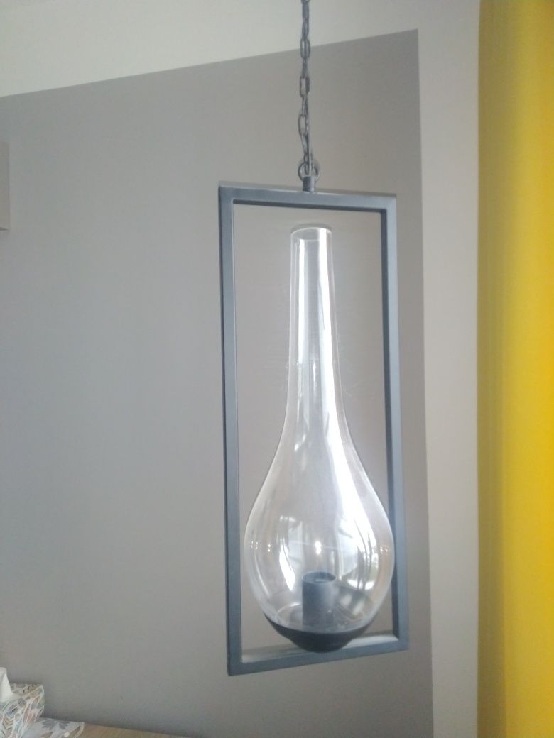 Lampa  wisząca  wewnątrzna