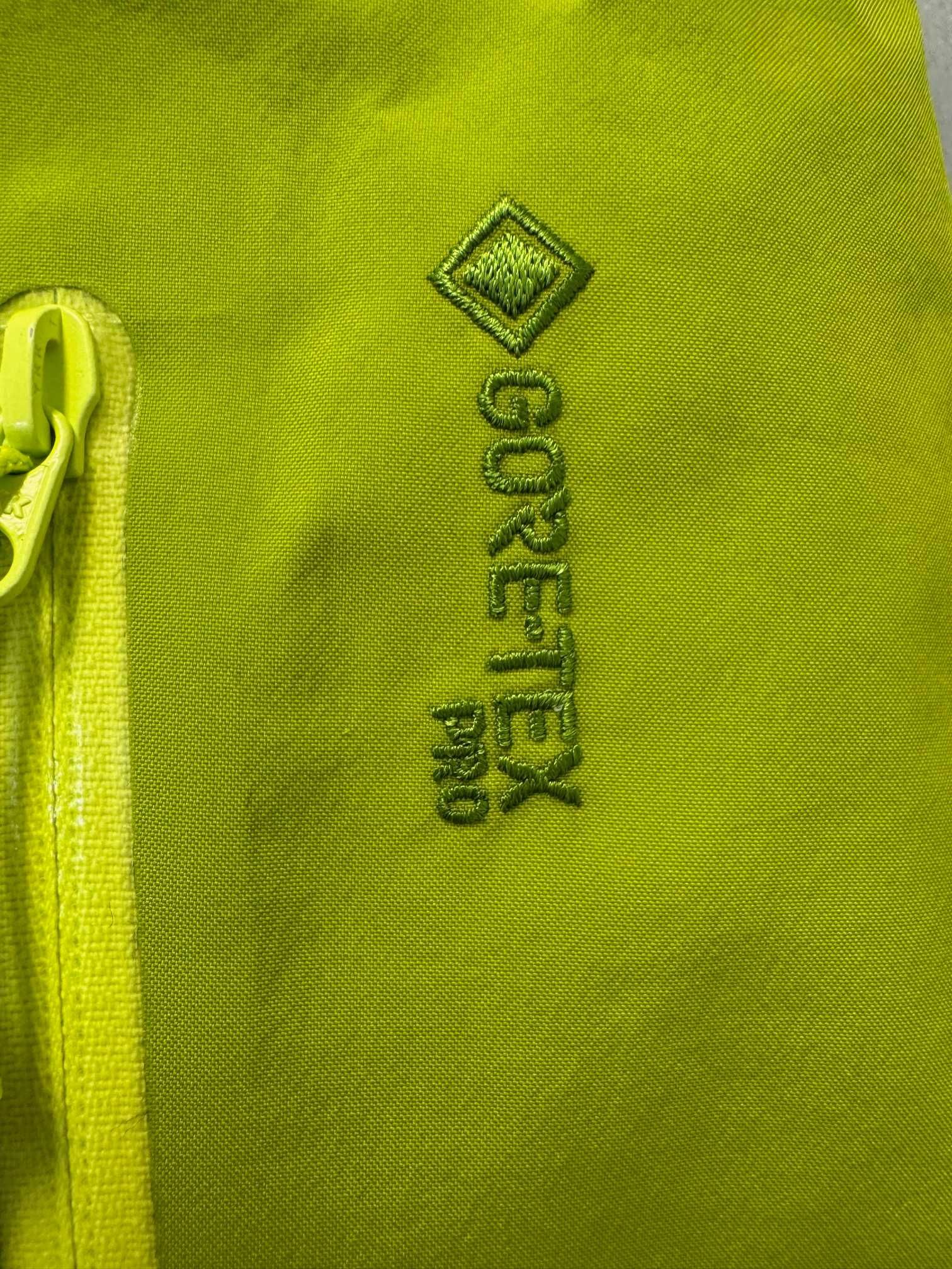 Kurtka Arcteryx Alpha SV Jacket Utopia GORE-TEX PRO