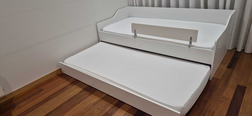 Cama dupla 90x190 com 2 colchões