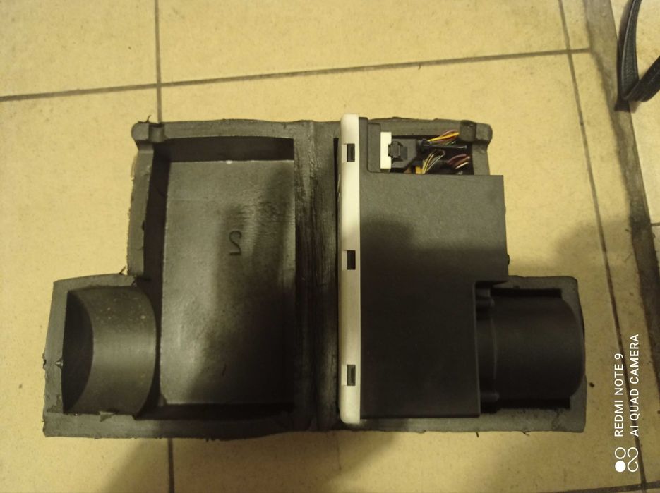 Pompka zamka audi a3 a4 jak nowa