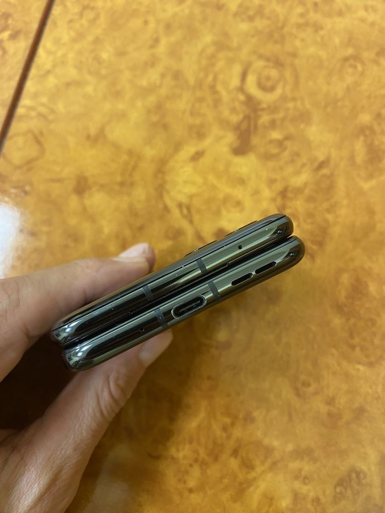 Донор Motorola RAZR 2023+