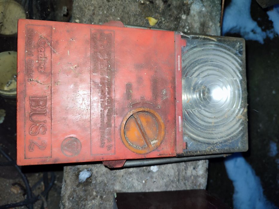 Stara lampa sygnalizacyjna Centra Bus-2