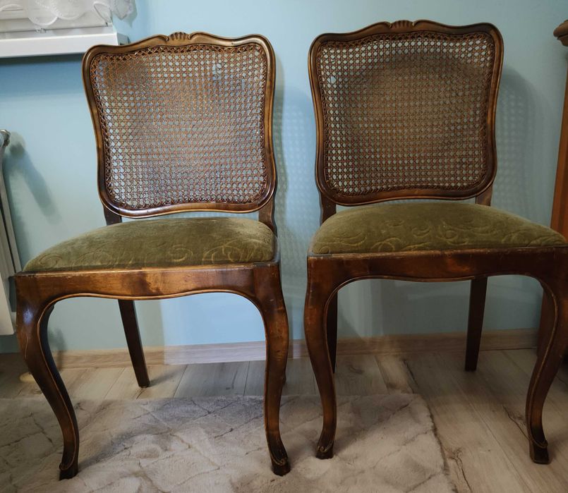 Krzesła retro do renowacji