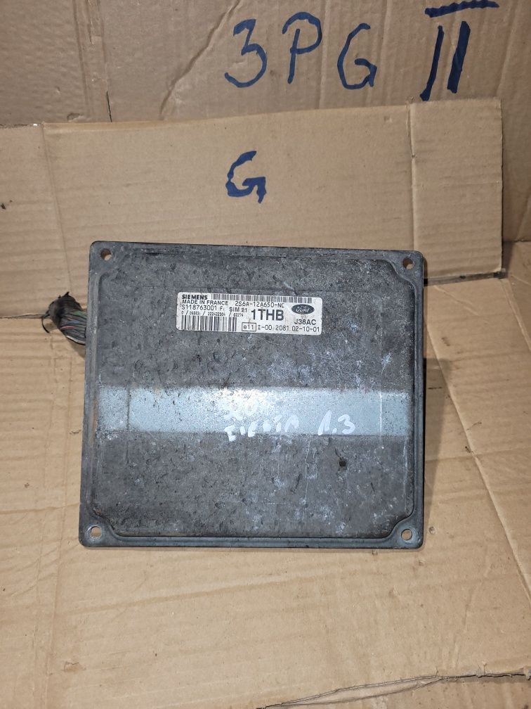 Komputer sterownik silnika ford fiesta mk6 1.3 benzyna 2003r