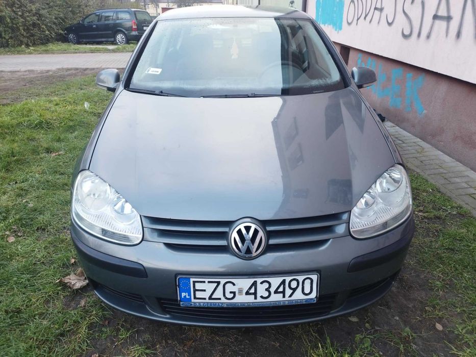 Volkswagen Golf 1.6 FSI