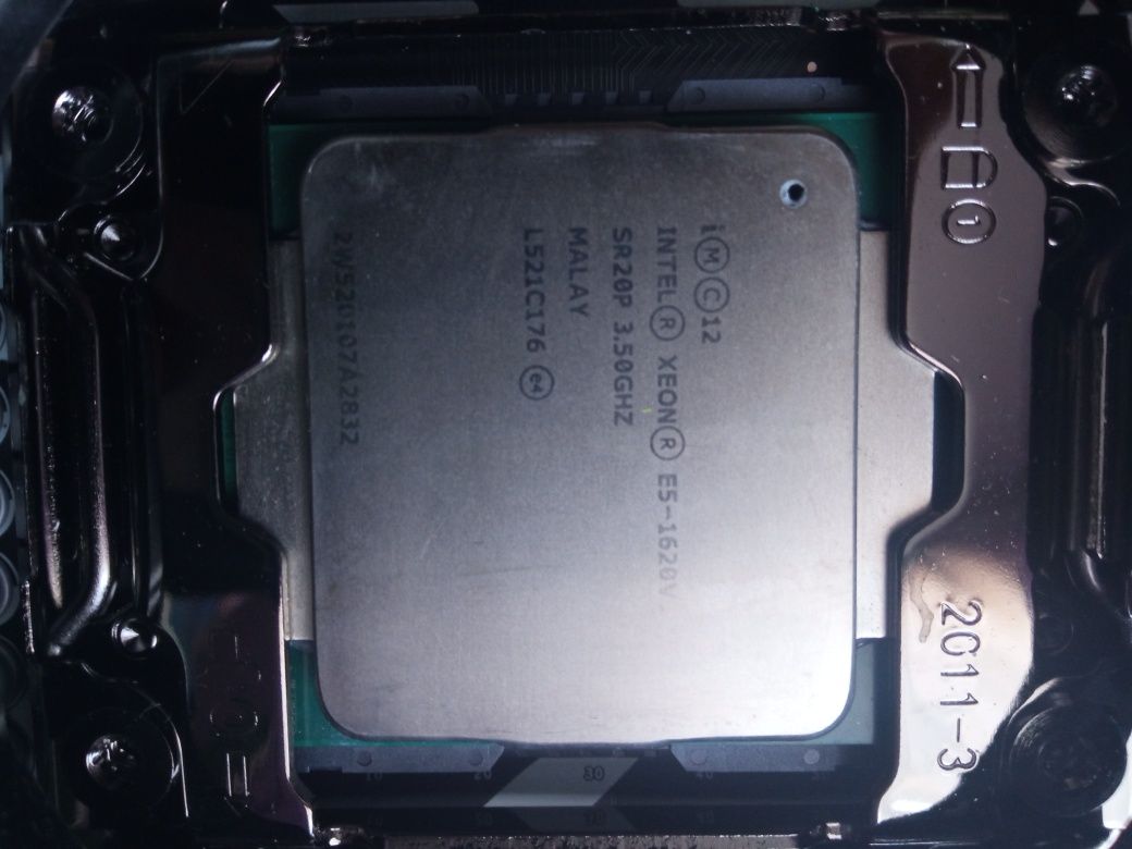 Комплект Huananzhi X99-8M-F Gaming с процессором Intel Xeon E5 -1620V3