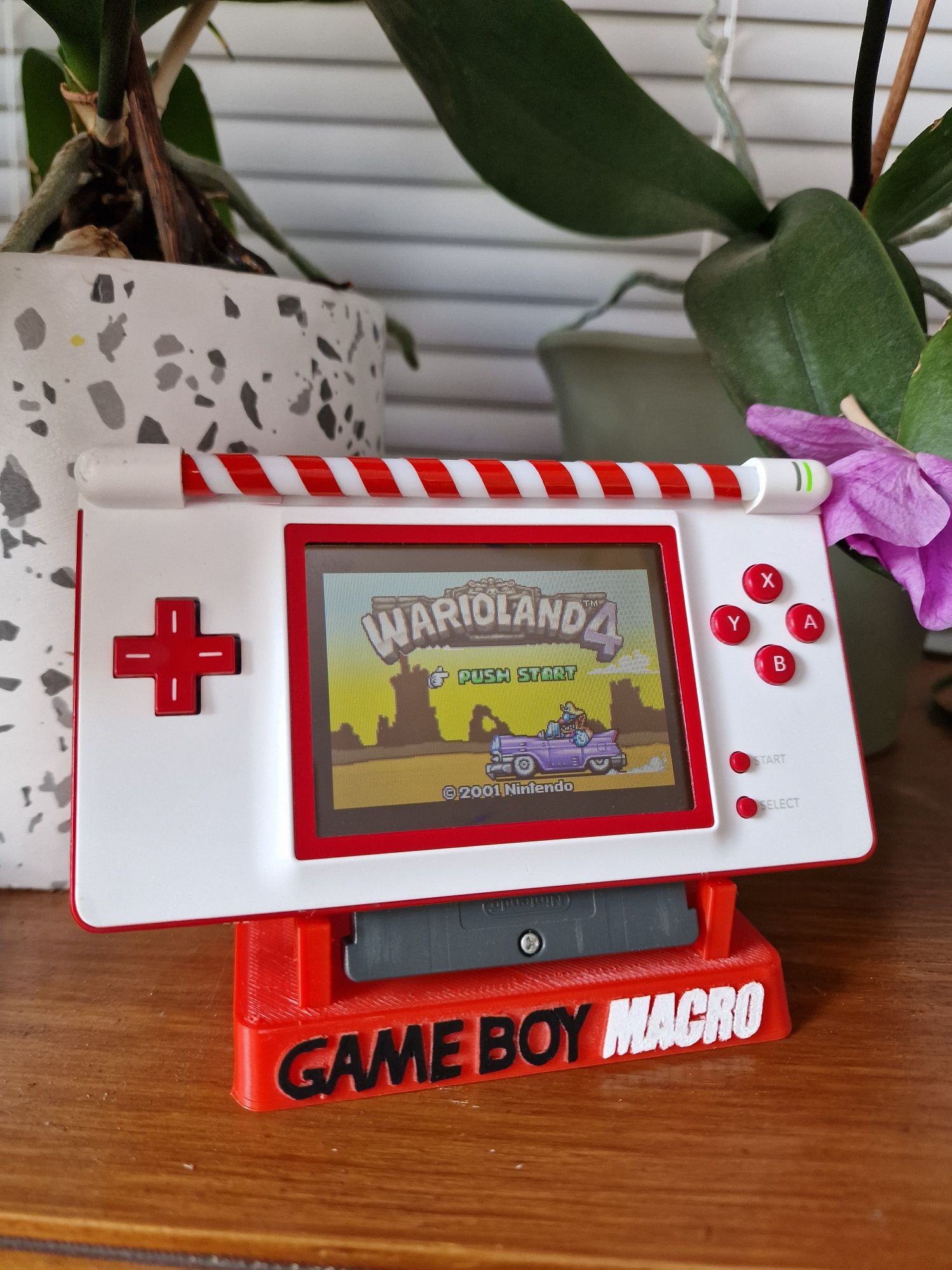 Gameboy Macro vermelha