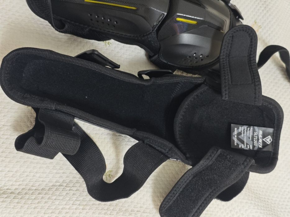 Защита мото для коленей и локтей