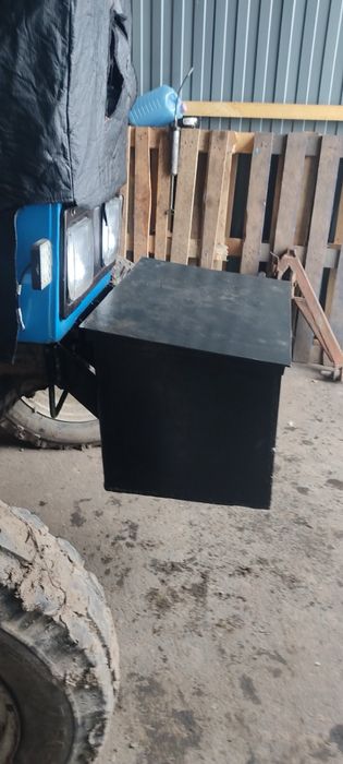 Грузи МТЗ , трактор груз передній !