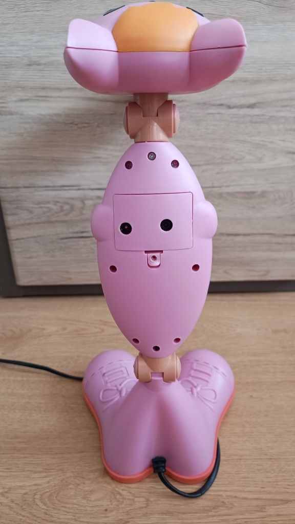 Lampka na biurko kotek