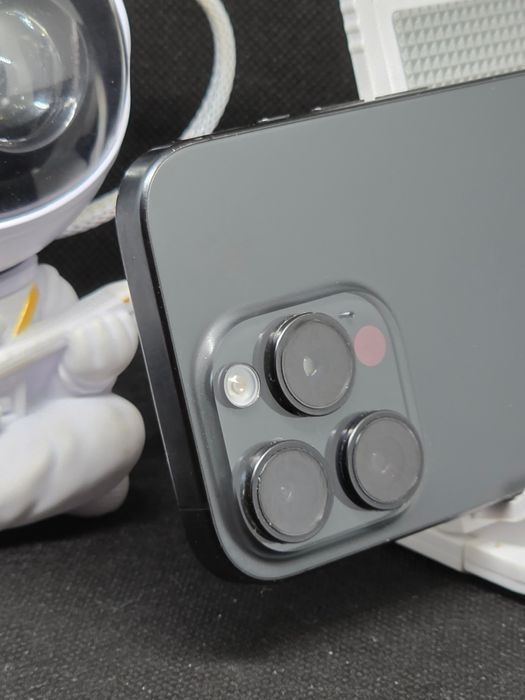 Iphone 15 pro 128gb. Весь в оригіналі Європа!