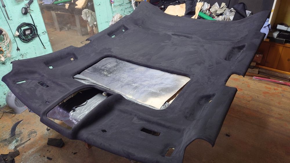 Ремонт/ Перетяжка потолка (стелі), стоек, дверних карт