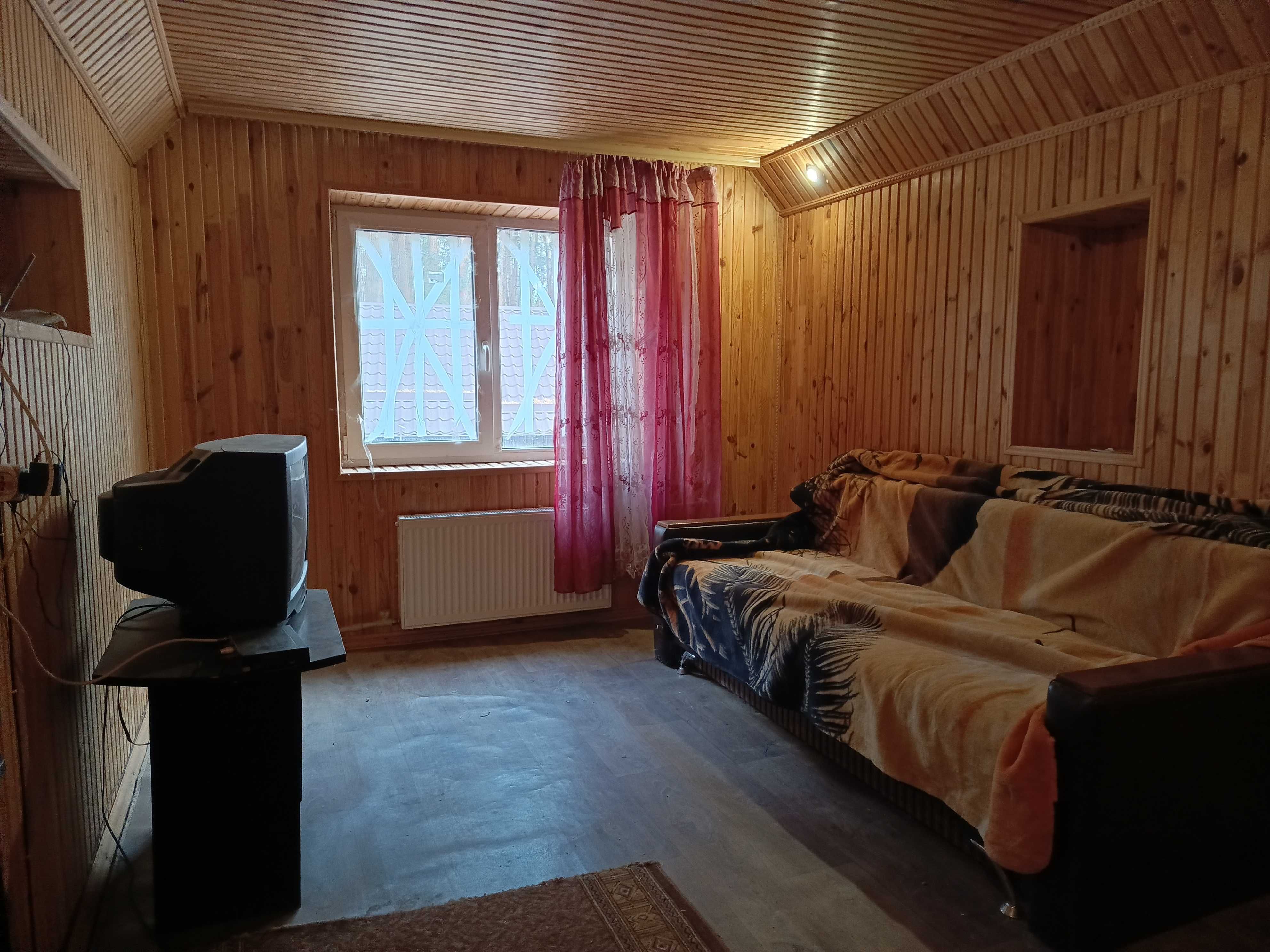 Продаю 2х эт коттедж в сосновом бору г.Мерефа