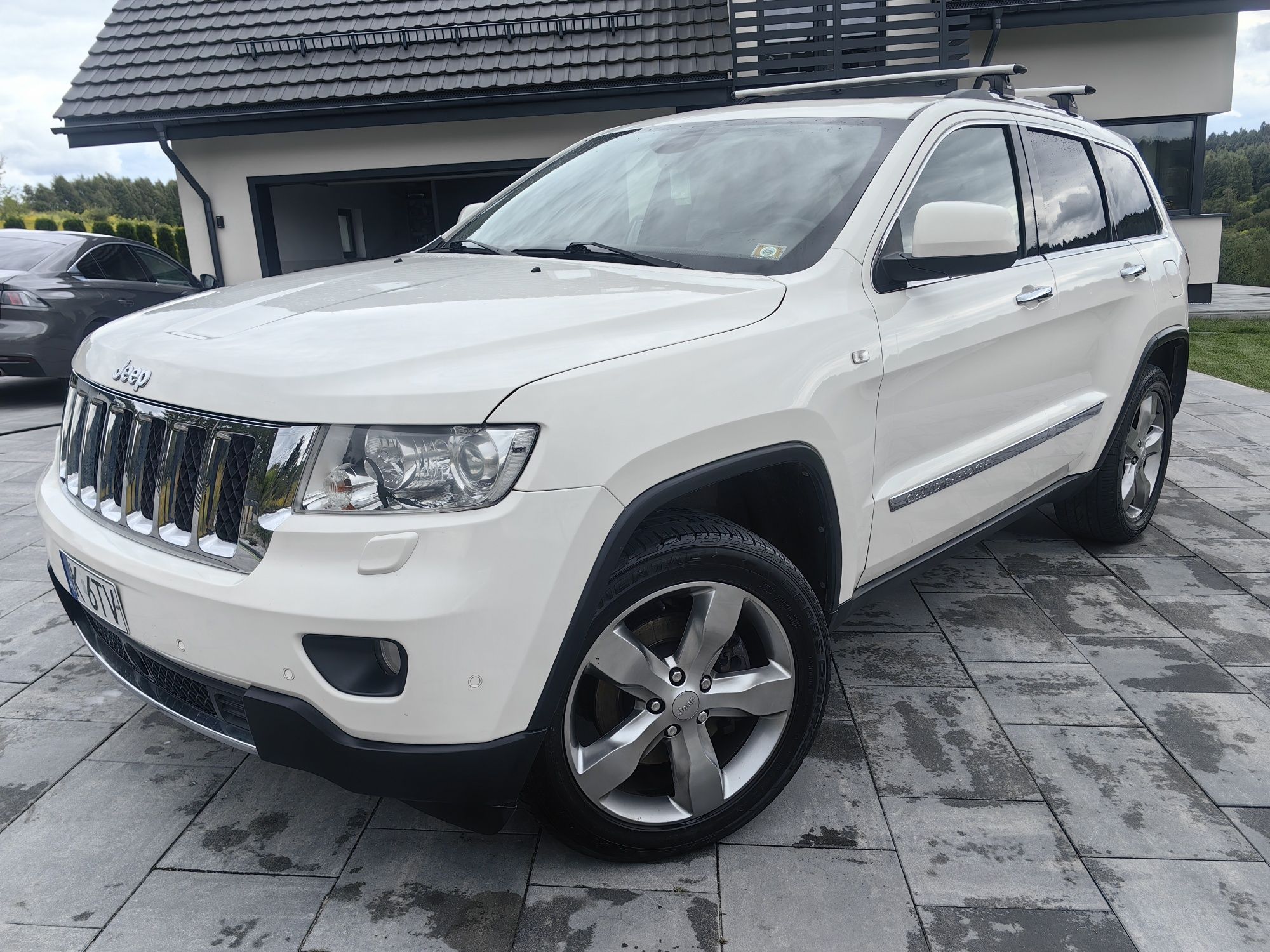 Jeep grand cherokee 3.0 OVERLAND  240koni 2011r