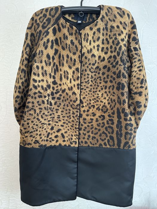 Пальто Roberto cavalli