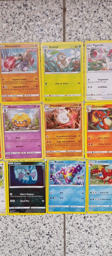 Várias cartas Pokémon