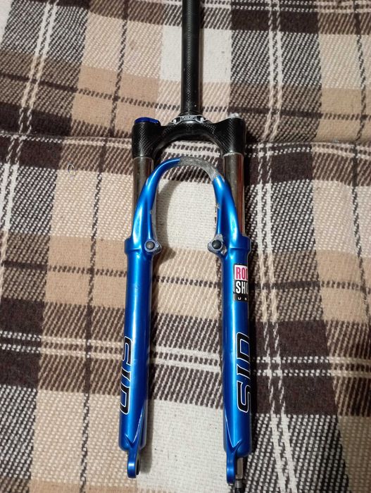 Вилка 26" RockShox DualAIR Carbon