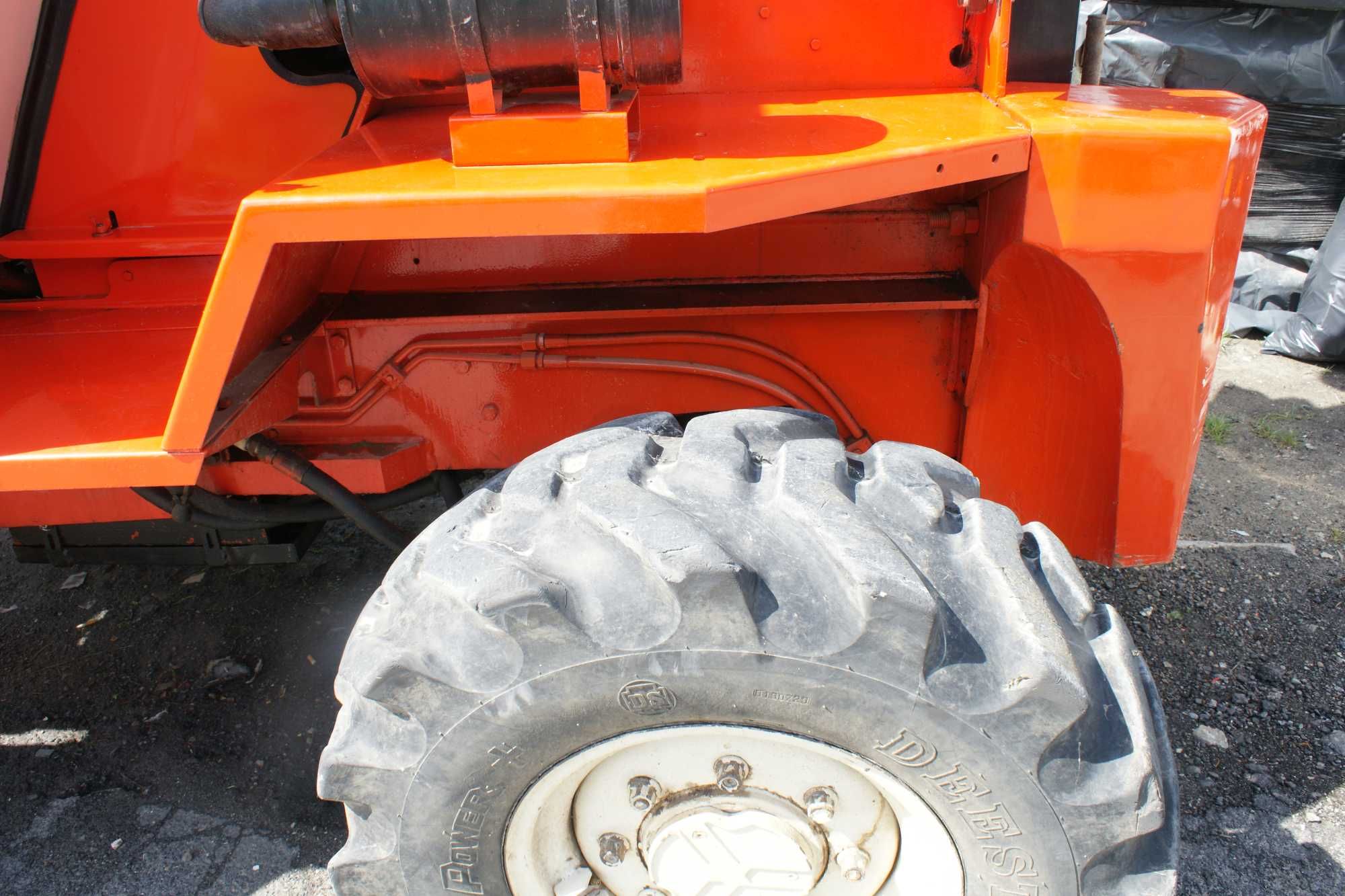 ŁADOWARKA TELESKOPOWA MANITOU MT 425 CP stan bdb  2500kg 6,75m