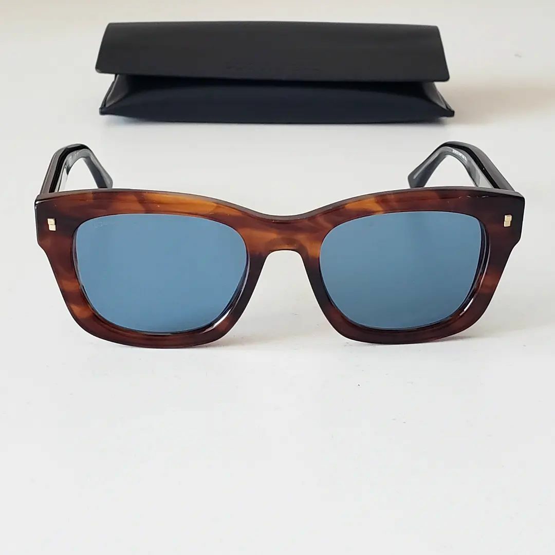Солнцезащитные очки Dsquared2, новые, оригинальные